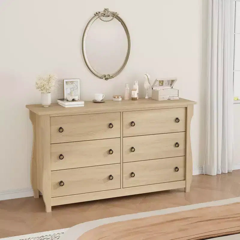 Commode en bois à 7 tiroirs – Commode haute de style bohème avec pieds incurvés, accents en rotin et rangement autoportant