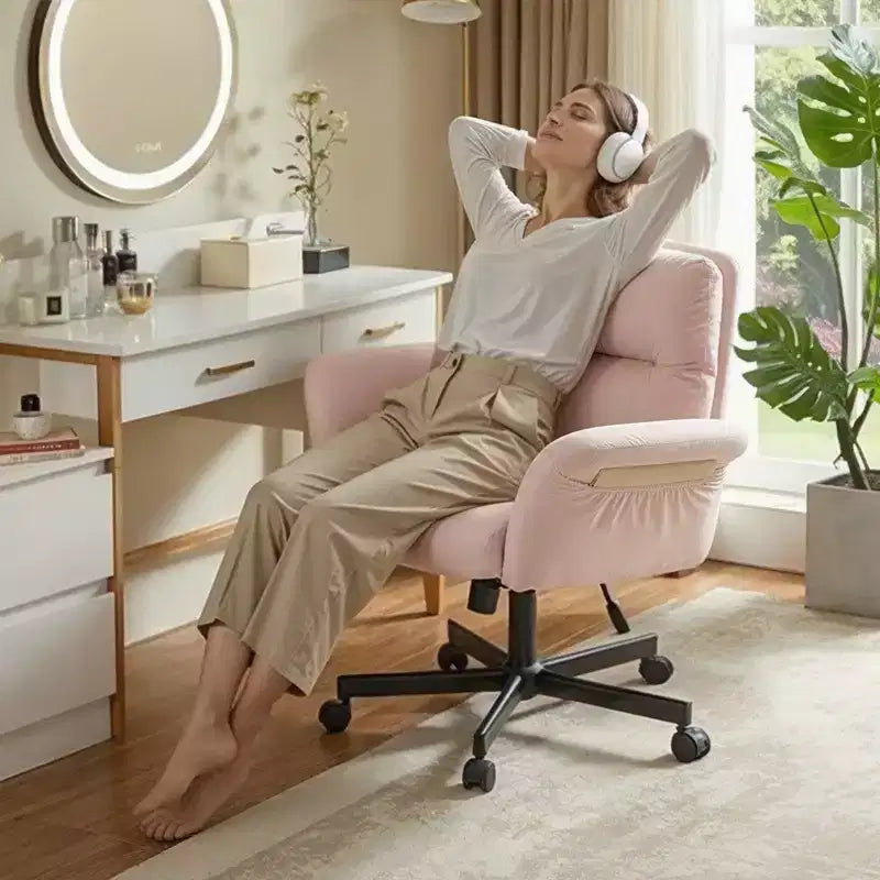 Chaise de bureau ergonomique pour s'asseoir en tailleur avec accoudoirs relevables et roulettes - Hauteur réglable, mousse double couche, poches latérales