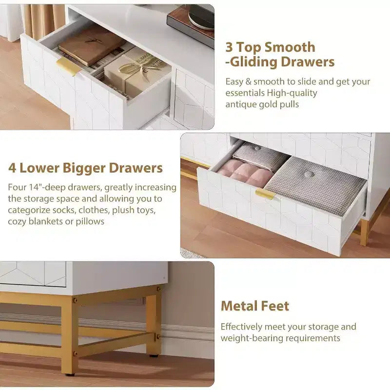 Commode moderne de 136 cm de large à 6 tiroirs, façades cannelées, poignées dorées et pieds métalliques - Rangement pour chambre et dressing