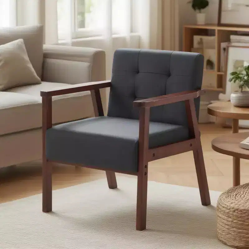 Fauteuil élégant Okak avec cadre en bois, fauteuil de lecture avec assise rembourrée et accoudoirs, fauteuil confortable pour salon, chambre à coucher