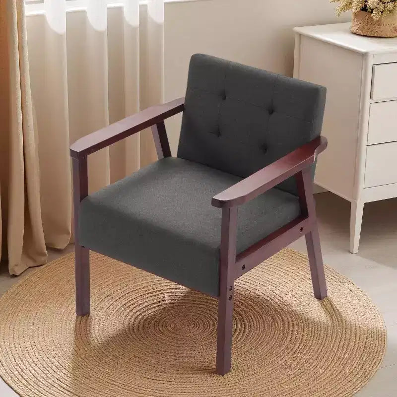 Fauteuil élégant Okak avec cadre en bois, fauteuil de lecture avec assise rembourrée et accoudoirs, fauteuil confortable pour salon, chambre à coucher