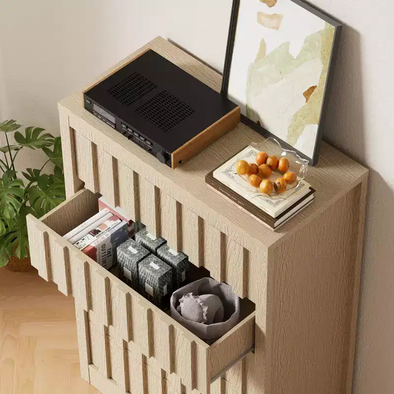Commode en bois cannelé moderne avec tiroirs, commode en bois sans poignées pour chambre à coucher, organisateur de placard à vêtements avec grand rangement pour couloir, salon