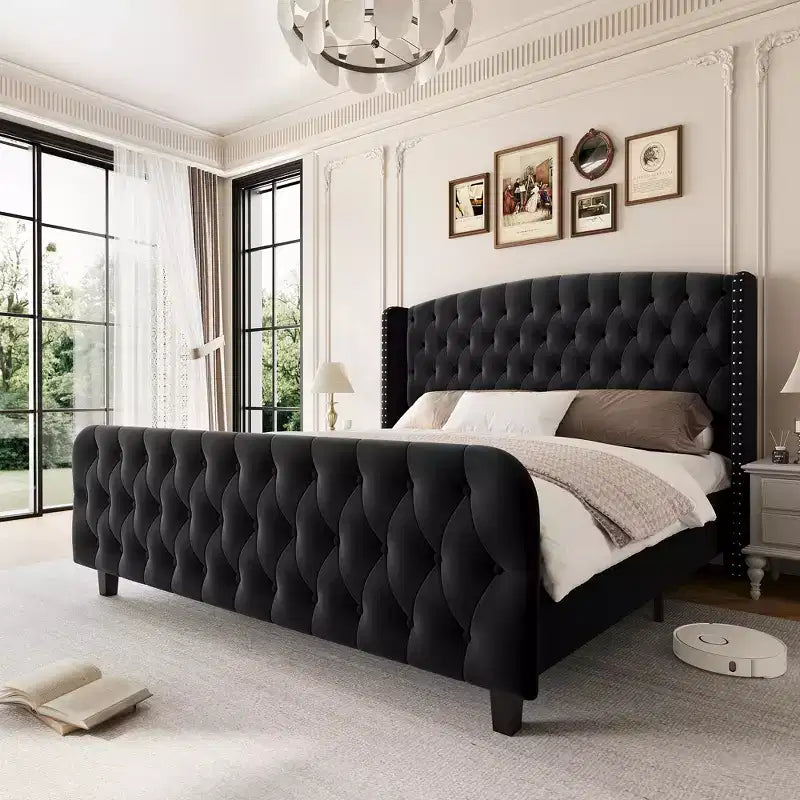 Cadre de lit plateforme en tissu doux avec tête de lit capitonnée ailée, embellissement de rivets, capacité de charge de 1000 lb, silencieux, facile à assembler.