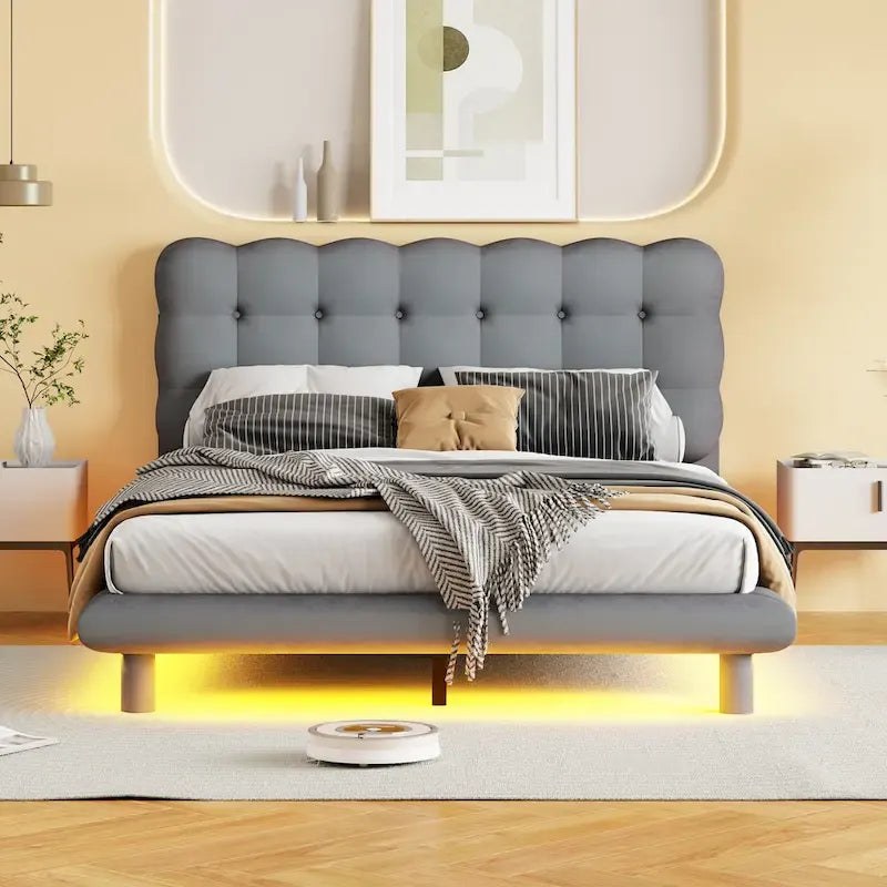 Cadre de lit plateforme capitonné en velours avec éclairage LED et tête de lit capitonnée