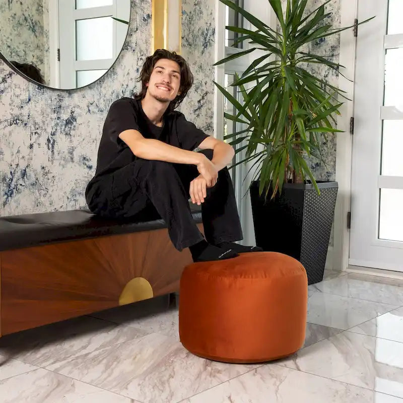 Pouf d'intérieur velouté Belgique par Gouchee Home