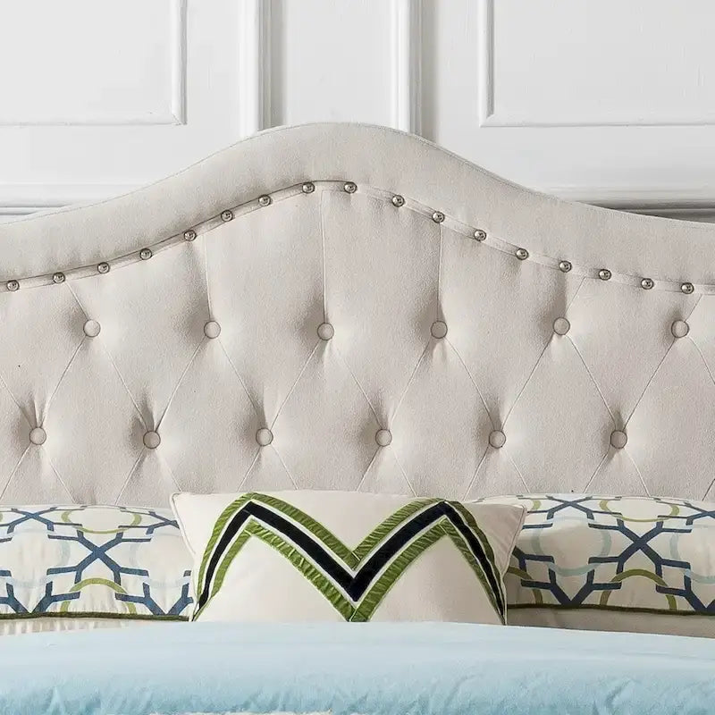 Lit capitonné Queen Size Virgil par Christopher Knight Home