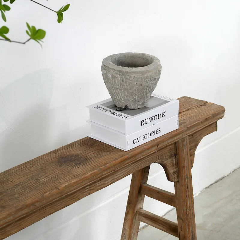 Banc à nouilles vintage Artissance avec panneau avant, finition bois naturel vieilli (la taille et la finition varient) - 57L x 6,2l x 22H
