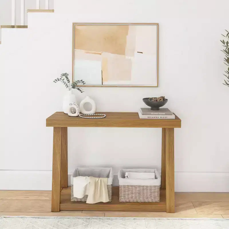 Console en bois massif Plank+Beam 46 avec rangement, table de canapé avec étagère, table d'entrée étroite pour couloir