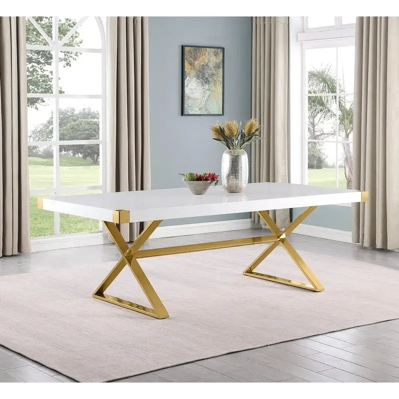 Table à manger Best Quality Furniture D440-3 avec plateau en bois laqué blanc lisse