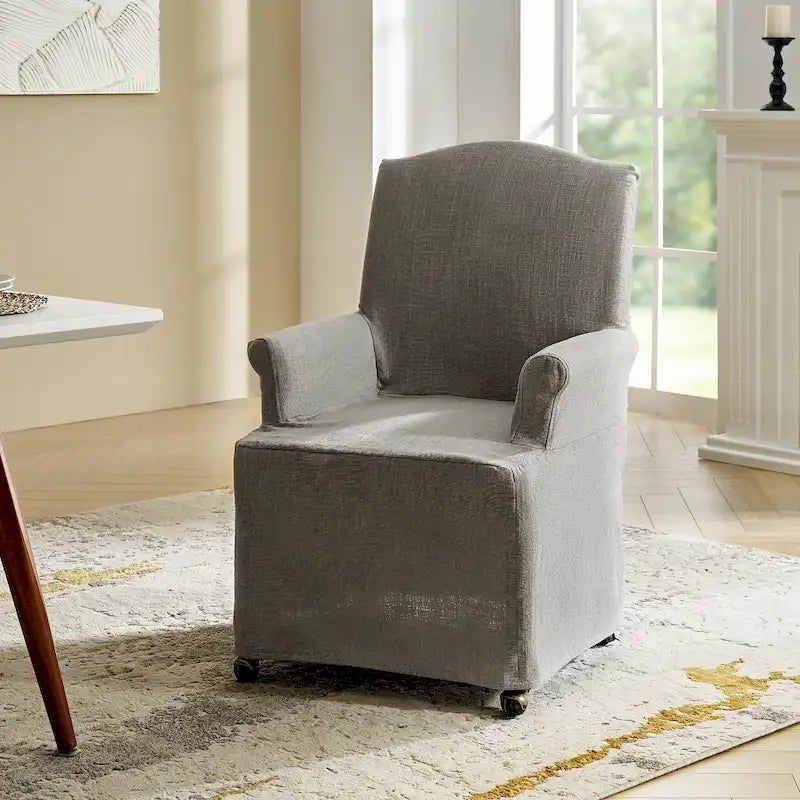 Chaise de salle à manger déhoussable et rembourrée Alethea avec pieds en bois massif par HULALA HOME
