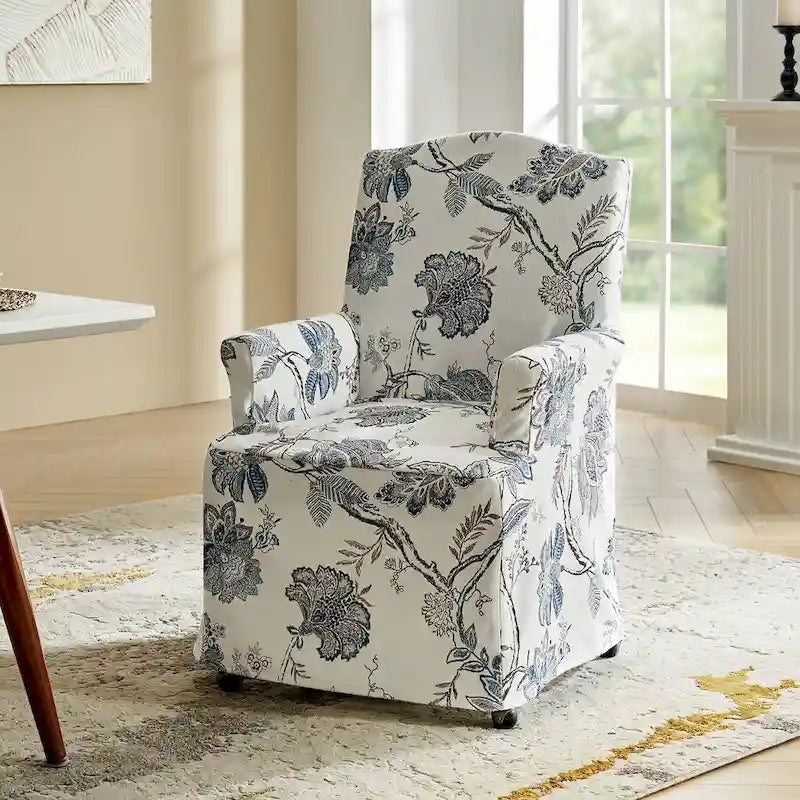 Chaise de salle à manger déhoussable et rembourrée Alethea avec pieds en bois massif par HULALA HOME