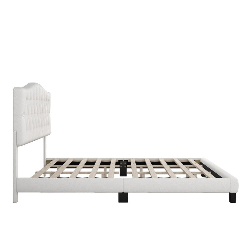 Lit plateforme capitonné en lin pleine taille avec tête de lit incurvée en forme de selle et détails touffetés en losanges, beige
