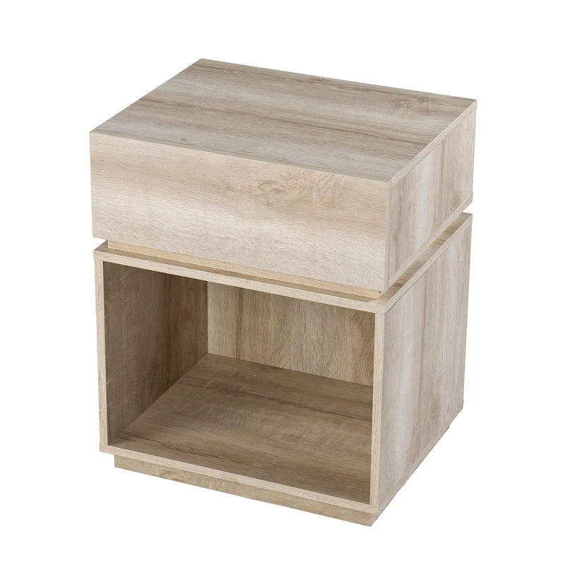 Table d'appoint Madelia de SEI Furniture, en bois blanchi, style transitionnel