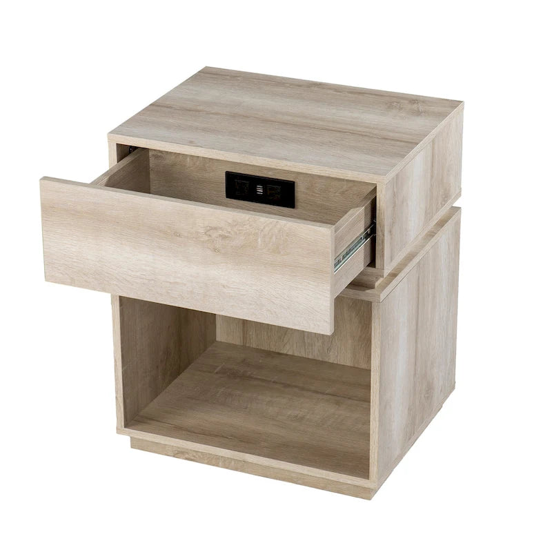 Table d'appoint Madelia de SEI Furniture, en bois blanchi, style transitionnel