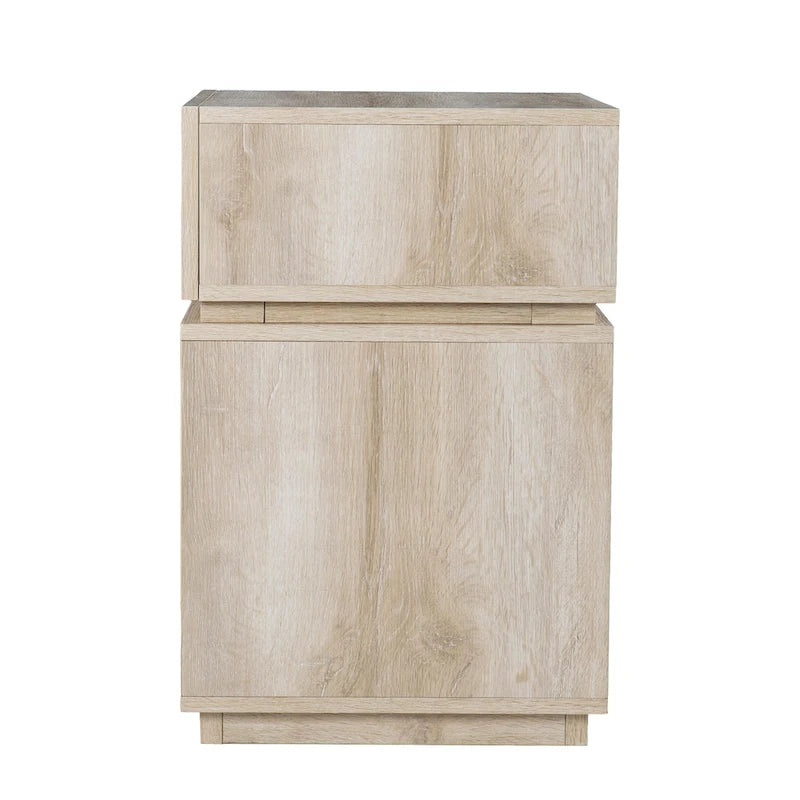 Table d'appoint Madelia de SEI Furniture, en bois blanchi, style transitionnel
