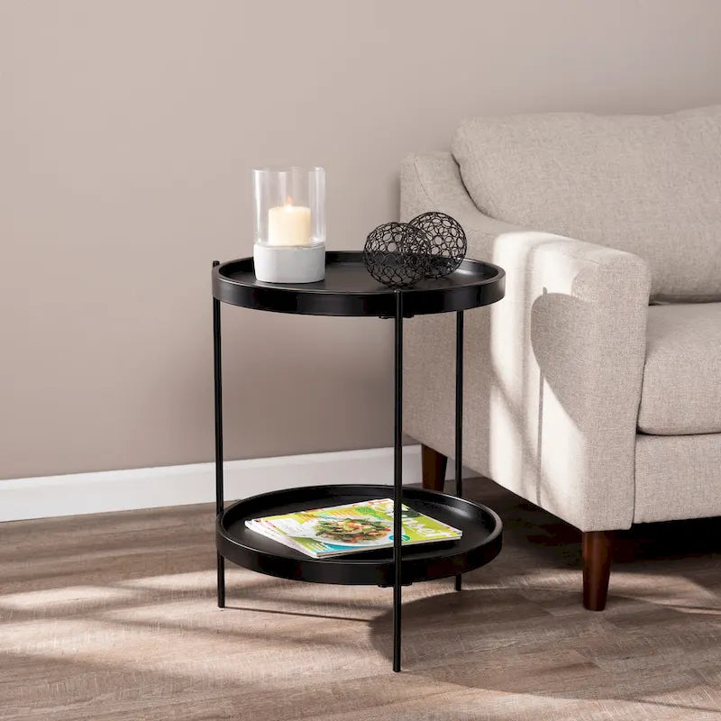 Table d'appoint ronde en bois de style moderne SEI Furniture Vaquero avec étagère