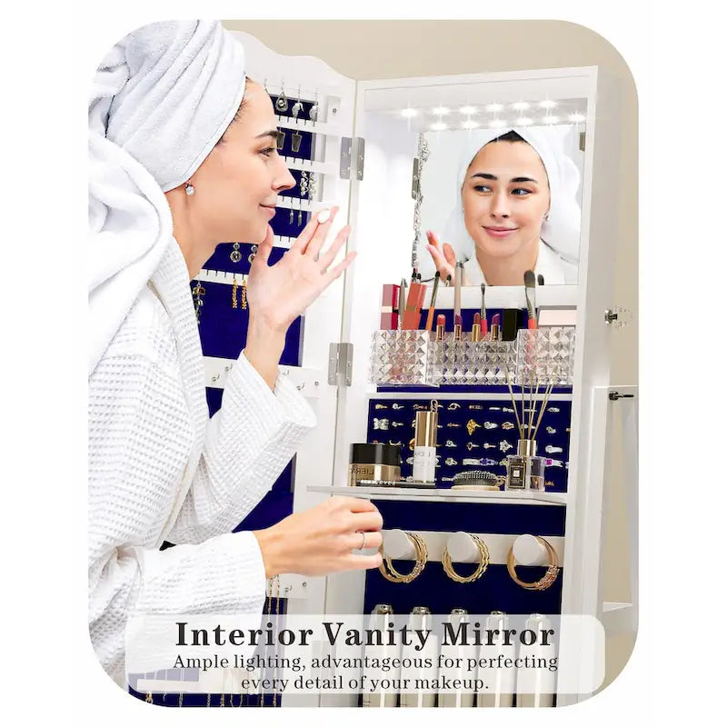 Armoire à bijoux avec miroir pleine longueur