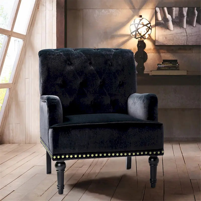 Fauteuil club capitonné Geltrude de HULALA HOME, de style transitionnel, avec pieds tournés en bois