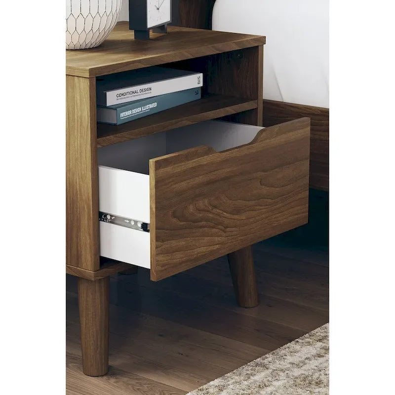 Tête de lit, commode et table de chevet Fordmont de Signature Design by Ashley, couleur brun