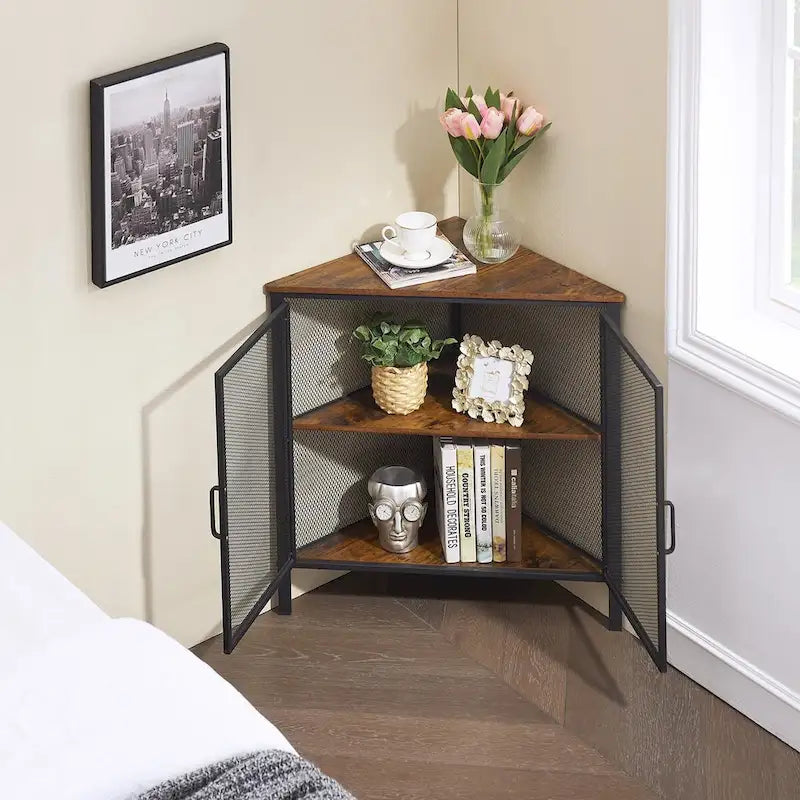 Table d'angle Javlergo, étagère de rangement moderne triangulaire à 3 niveaux avec 2 portes pour salon, chambre et bureau