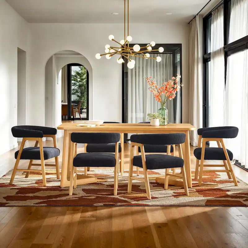Table à manger en bois massif Middlebrook avec pieds géométriques
