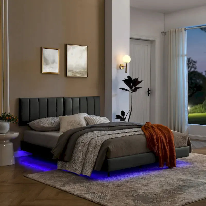 Cadre de lit flottant avec lumières LED et tête de lit murale