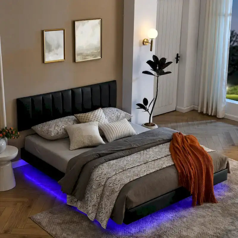 Cadre de lit flottant avec lumières LED et tête de lit murale