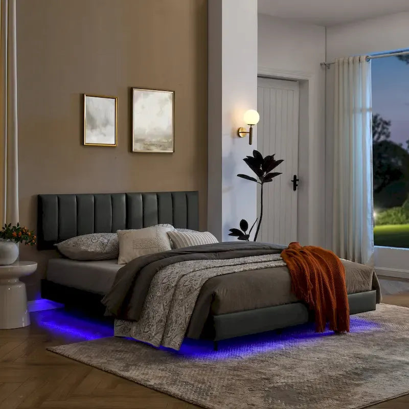 Cadre de lit flottant avec lumières LED et tête de lit murale